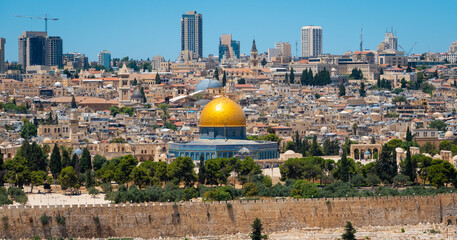 Incredible panoramic wide view inside the old city of Jerusalem High Definition dez 2023
