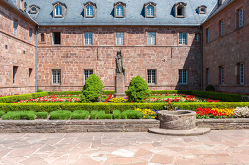 Kloster Hohenburg auf dem Mont Sainte-Odile bei Ottrott. Departement Bas-Rhin in der Region Elsass...