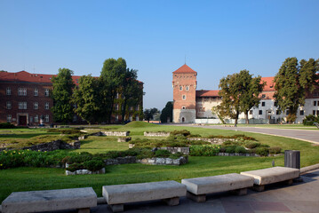Fototapeta na wymiar The Wawel Royal Castle, Krakow, Poland