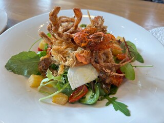 Soft crab salad 