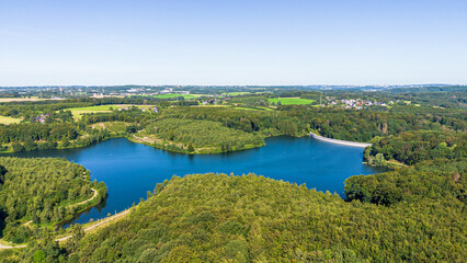 Fototapeta na wymiar Luftbild der der Herbringhauser Talsperre im Bergischen Land