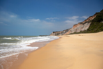 Fototapeta na wymiar beach and sea, Bahia, Brasil , Trancoso ,cliffs 