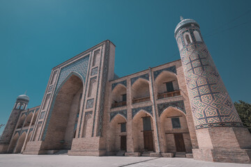 Obraz premium Decorated arches of the Kukeldash Madrasah next to Chorsu bazaar, Tashkent