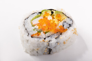 海老とアボカドの巻き寿司（サラダロール）