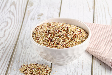 Raw dry quinoa cereal grain
