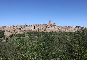 Fototapeta na wymiar Pitigliano - the picturesque medieval town founded in Etruscan time on the tuff hill in Tuscany, Italy.