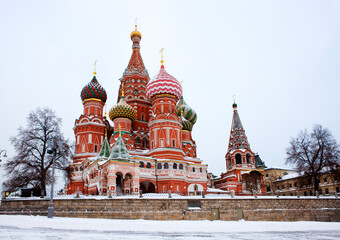 Moscow. Russia. St. Basil's Cathedral on Red Square. Winter.
This is one of the most beautiful and ancient temples in Moscow, the most important decoration of the Red Square. - 695364856