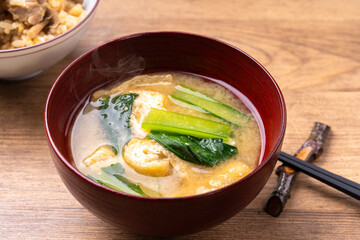 こまつなの味噌汁