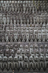 Grupo of Small buda statues praying