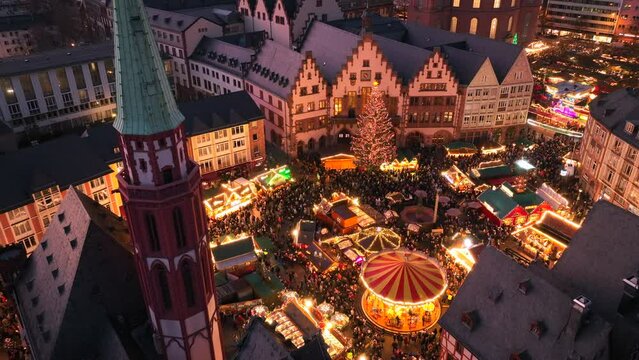 Christmas Market on Romerberg Square in Evening, Frankfurt am Main, Hesse, Germany. Aerial Drone Shot Weihnachtsmarkt