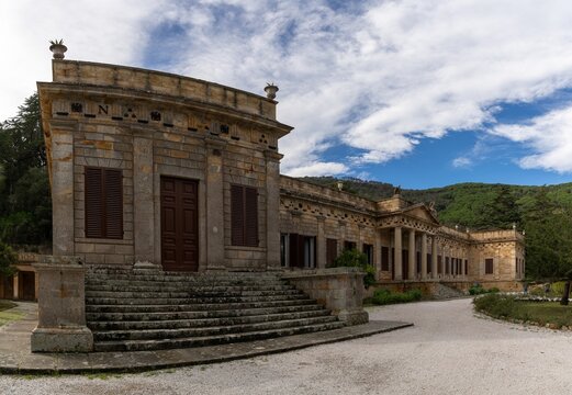 exterior view of the entrance hall and foyer of Villa San Martino on Elba Island