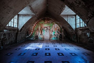 The abandoned and rotten French asylum