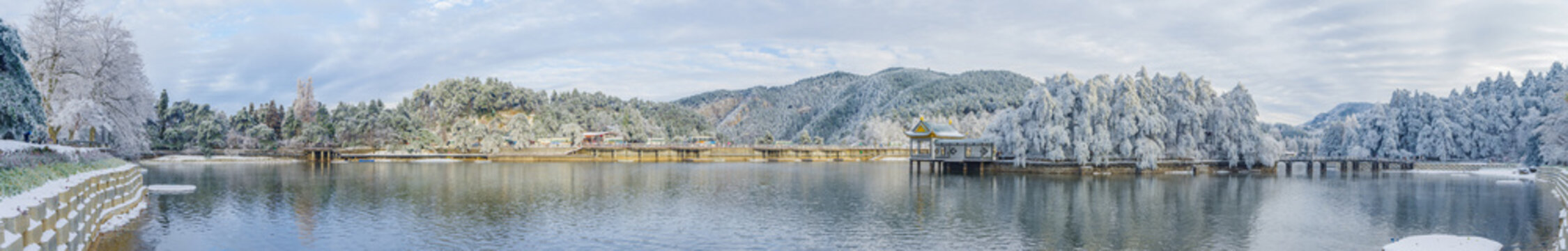 Winter snow scene in Lushan/Mountain Lu National Park Scenic Area, Jiujiang, Jiangxi, China