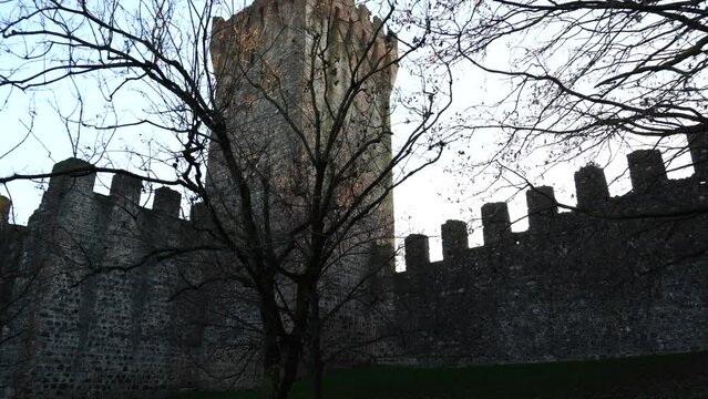 il castello Carrarese ad este. Veneto, padova. talia