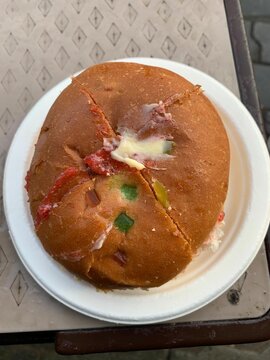 bun Maska with bun and butter 