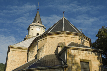 Fototapeta na wymiar Church of Our Lady of La Encina in Arceniega