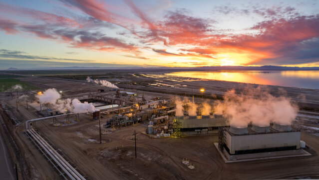 Salton Sea Geothermal Power and Lithium Production at Sunset