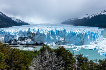 Fototapeta na wymiar Glacier Perito Moreno. Beautiful landscape in Los Glaciares National Park, El Calafate, Argentina