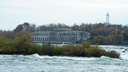 The beautiful Niagara waterfall landscape in autumn