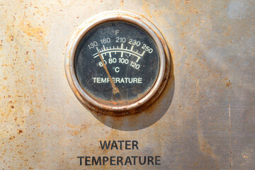Water temperature gauge, using to measuring the temperature of the cooling water line of the...