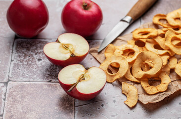Dried apple chips