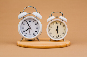 Alarm clocks, important time, photos of watches that are important to work, appointments,...