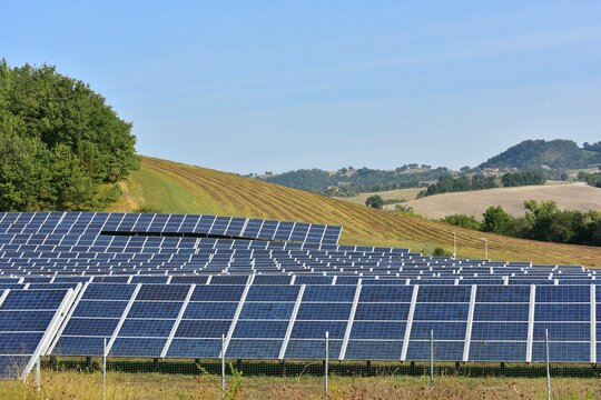 Pannelli fotovoltaici per l'applicazione in agricoltura