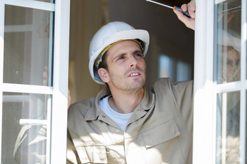 installation and repair of windows