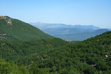 Fototapeta na wymiar Mountain landscape in Molise near Longano