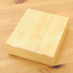 Stainless Steel Whiskey Stone Set in Bamboo Box, Whiskey Stone Set wood box, wooden box, closed, concept shot, top view, whiskey stones box