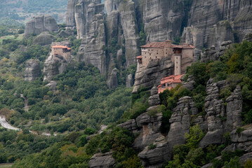 Monasteries at meteora kalampaka build on top of sandstone ridge. Saint barbara Rosanou monastery, kalabaka Greece