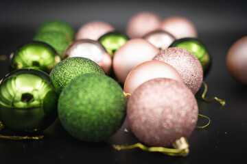 green and pink christmas balls