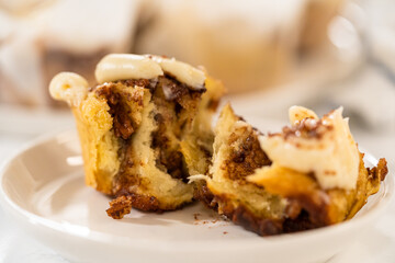 Captivating Capture of No-Yeast Cinnamon Roll Cupcakes