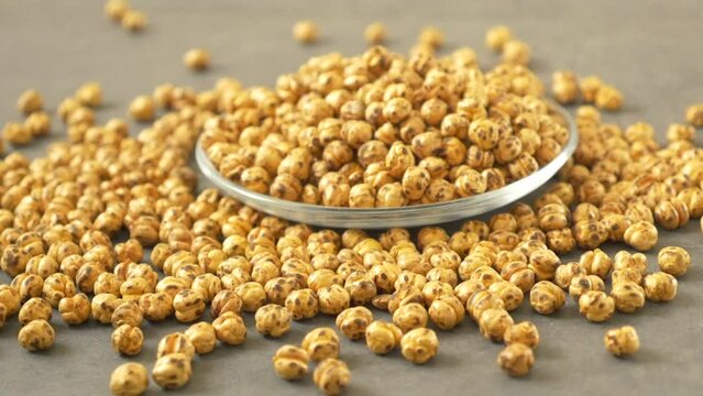 A plateful of freshly roasted famous &Ccedil;orum roasted chickpea,