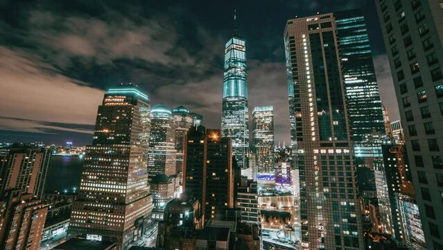 Time-lapse of New York City Skyscrapers at night