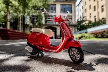 Raamstickers red vespa scooter miniature model © Boerlinboi