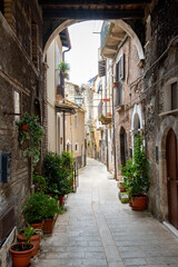 Fototapeta na wymiar Pedestrian Alley - Pacentro - Italy