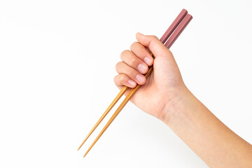 箸を持つ子供の手元