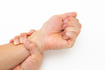 震えの止まらない手