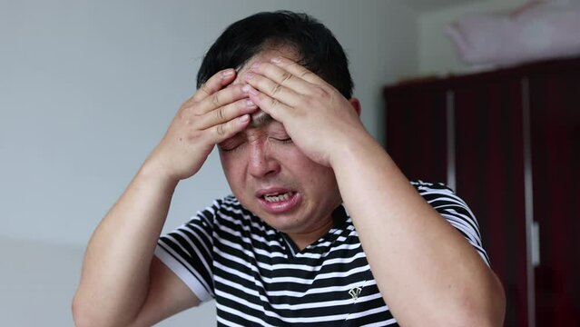 Patients with hypertension and hyperlipidemia suffer from dizziness and headache