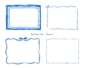 水彩タッチの大人かわいいシンプルな飾り枠のセット［長方形・横型・青・リボン］