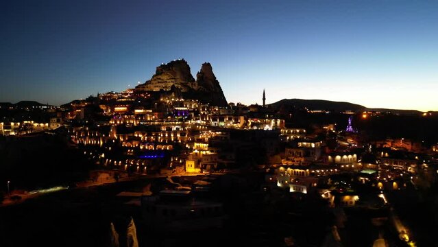 U&ccedil;hisar is a town in the Nevşehir District, Nevşehir Province in Cappadocia, Turkey. Its population is 3,555. It is 7 kilometres east of Nevşehir, 12 kilometres west of &Uuml;rg&uuml;p.