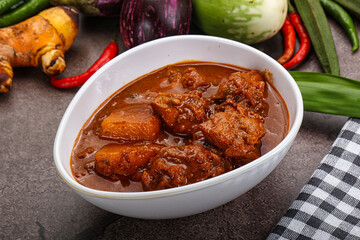 Indian cuisine - spicy chicken vindaloo