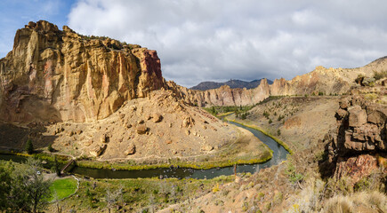 View of the River and Butte at Smith Rock State Park