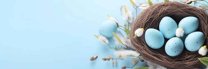 Obraz na płótnie Canvas Easter eggs on a basket