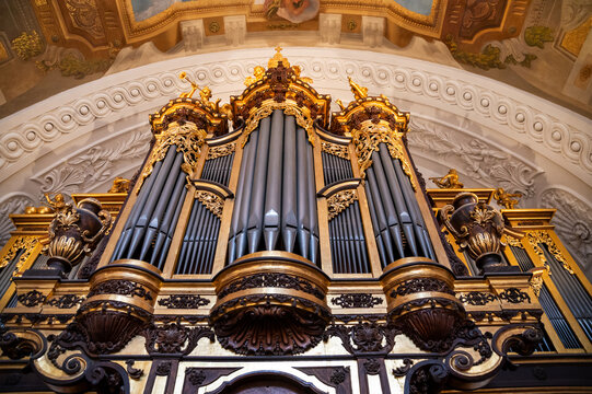 low angle view of the organg at The Rektoratskirche St. Karl Borromäus or Karlskirche Vienna