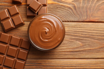 chocolate paste with a bowl on a table. 