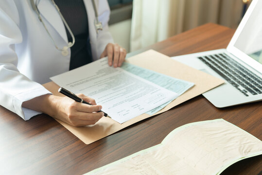 medical writer or medical communicator are writing clinical trial documents that describe research results, product use, and other medical information.