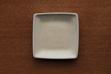 四角い陶器の器（合成用）