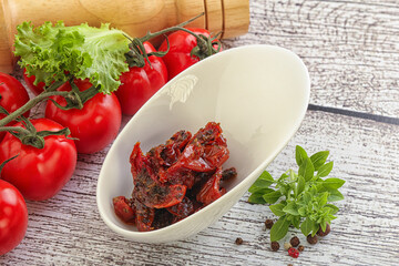 Sun dried tomato with olive oil